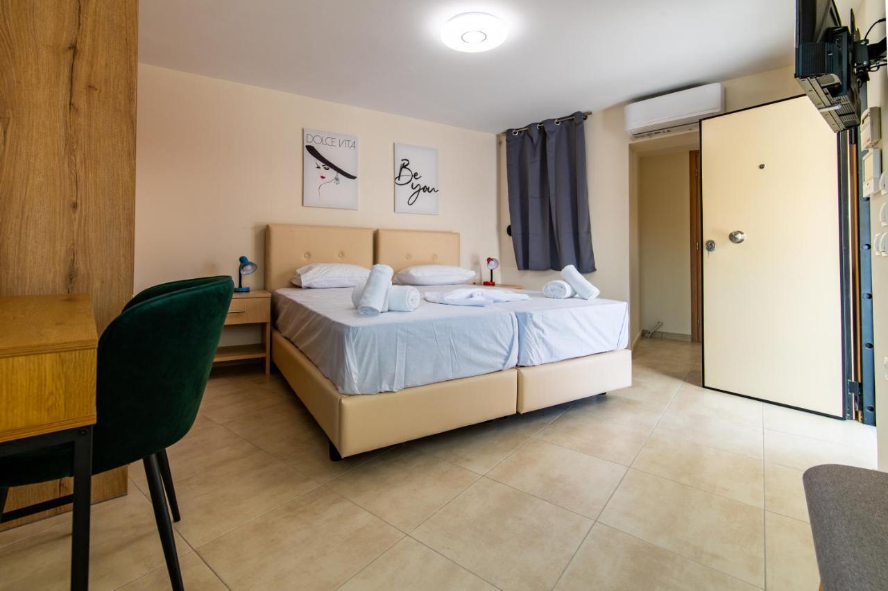 Aphrodite Urban Retreat In Athens Historic Heartアパートメント エクステリア 写真